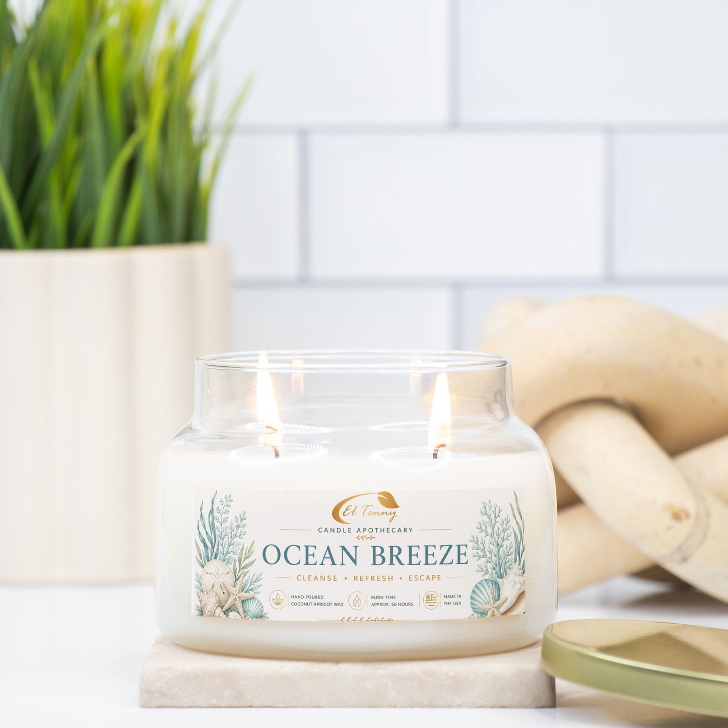 El Tenny™ Ocean Breeze Apothecary Candle